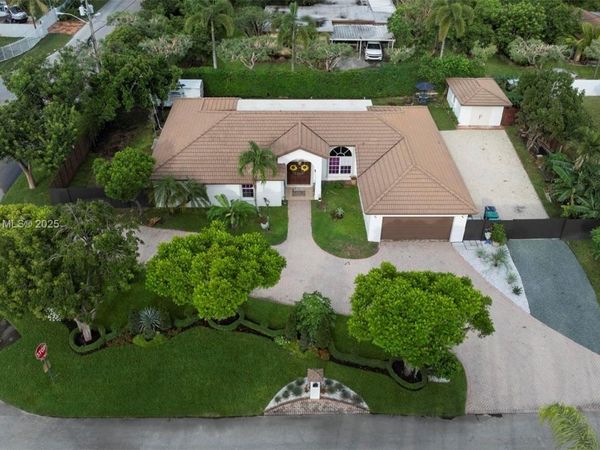 28401 SW 158th Ct, Homestead, FL 33033