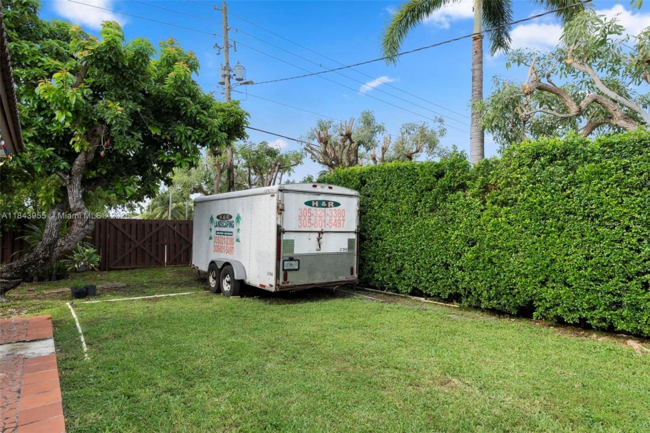 28401 SW 158th Ct, Homestead, FL 33033 Photo