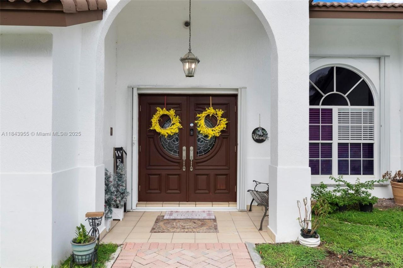 28401 SW 158th Ct, Homestead, FL 33033 Photo