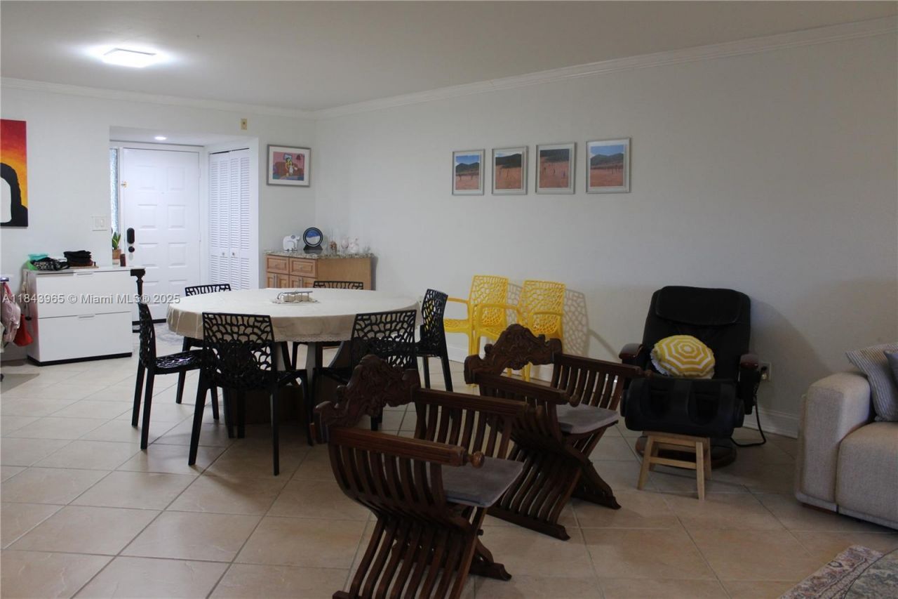 16051 Blatt Blvd, Unit 106, Weston, FL 33326 Photo
