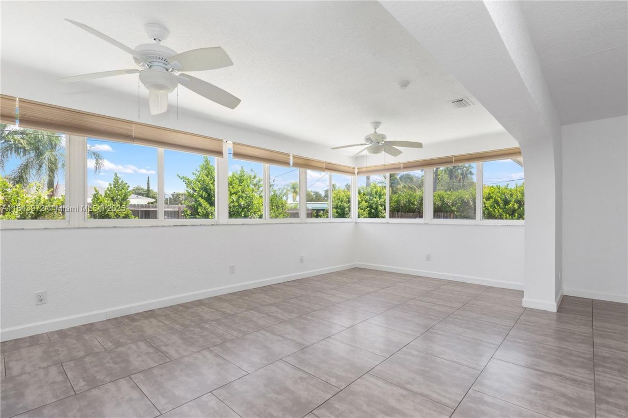 9215 SW 178th Ter, Palmetto Bay, FL 33157 Photo