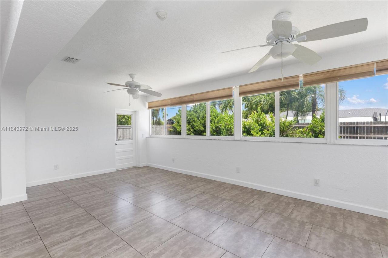 9215 SW 178th Ter, Palmetto Bay, FL 33157 Photo