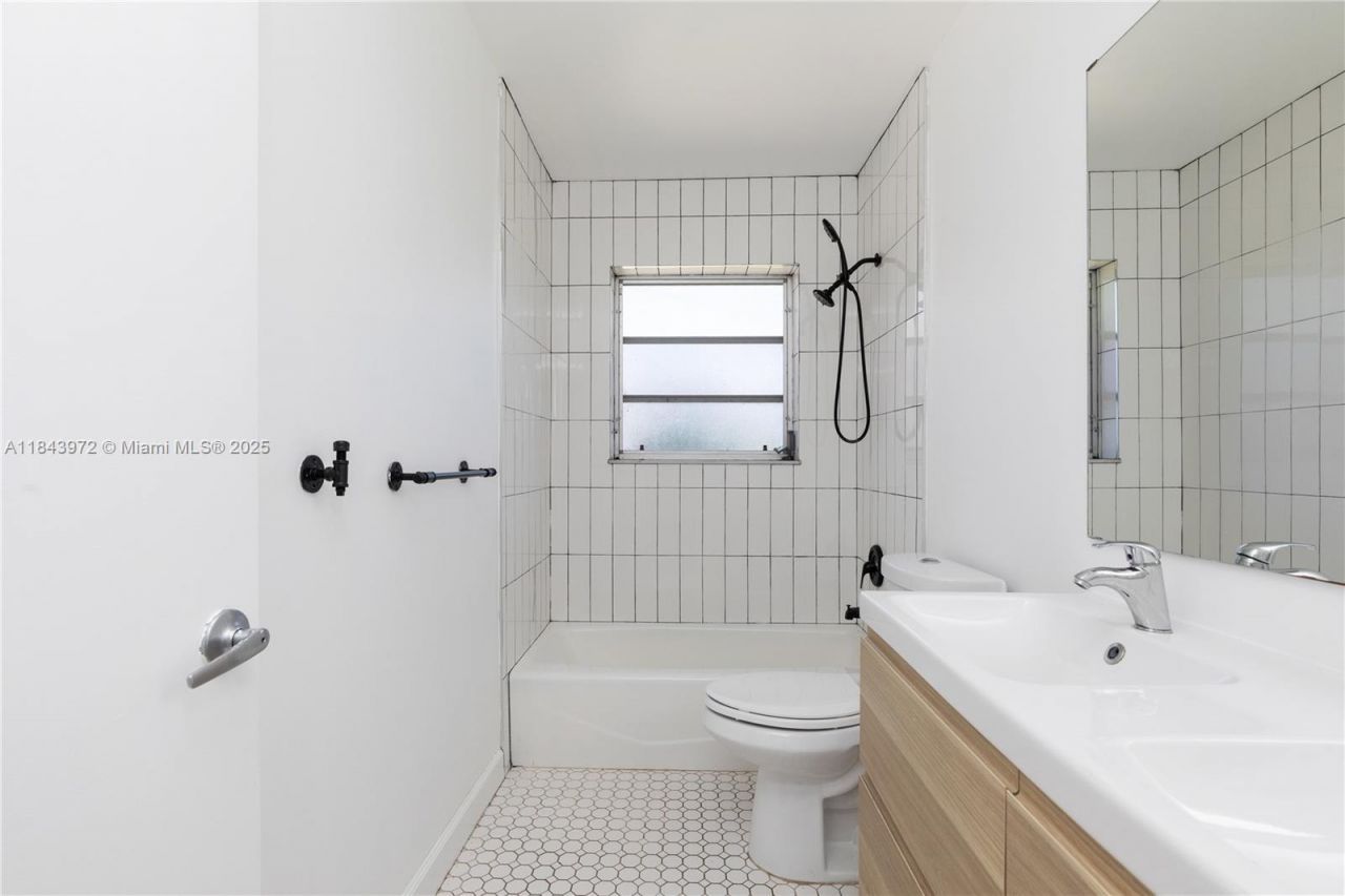 9215 SW 178th Ter, Palmetto Bay, FL 33157 Photo