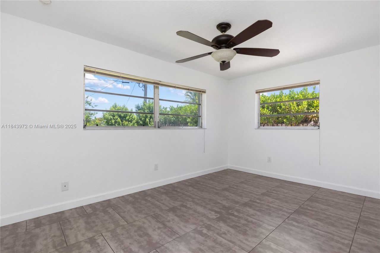 9215 SW 178th Ter, Palmetto Bay, FL 33157 Photo