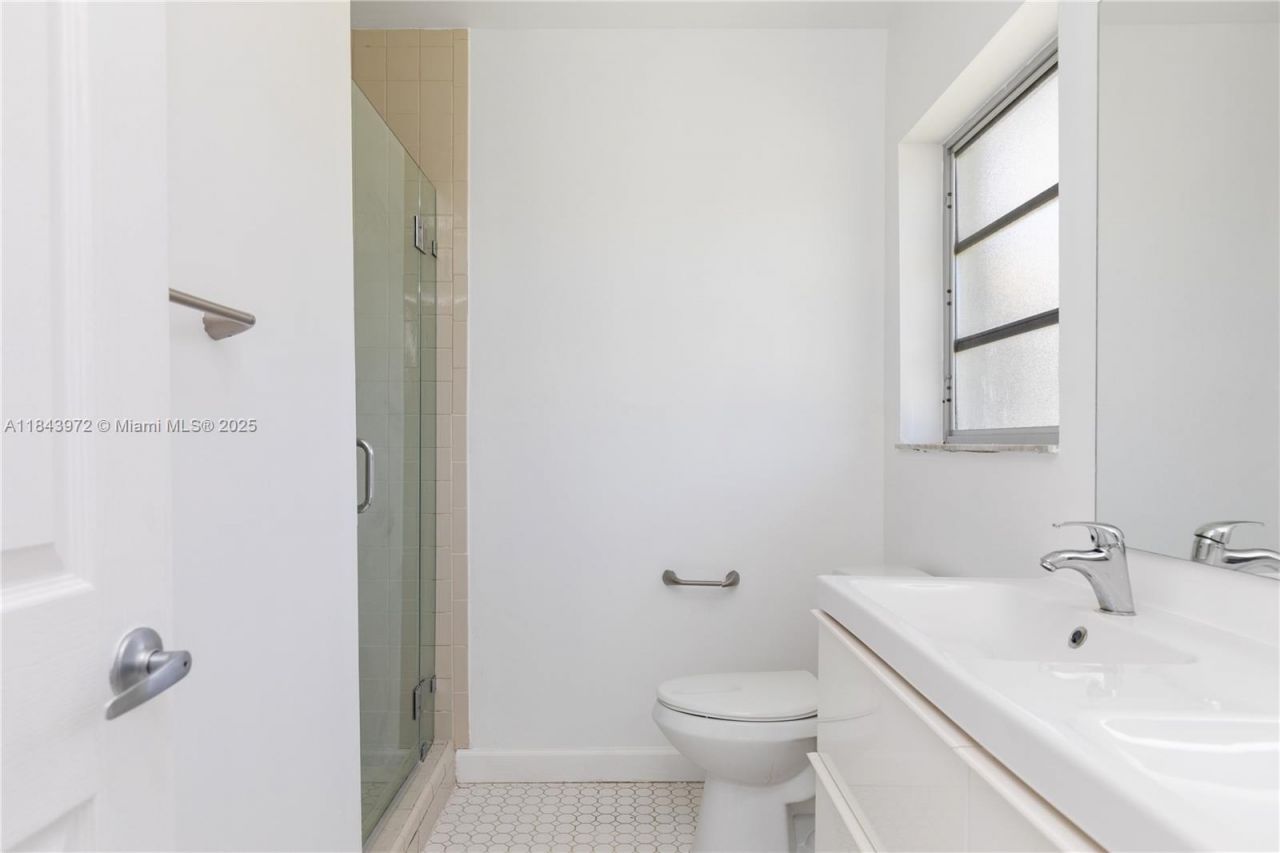 9215 SW 178th Ter, Palmetto Bay, FL 33157 Photo