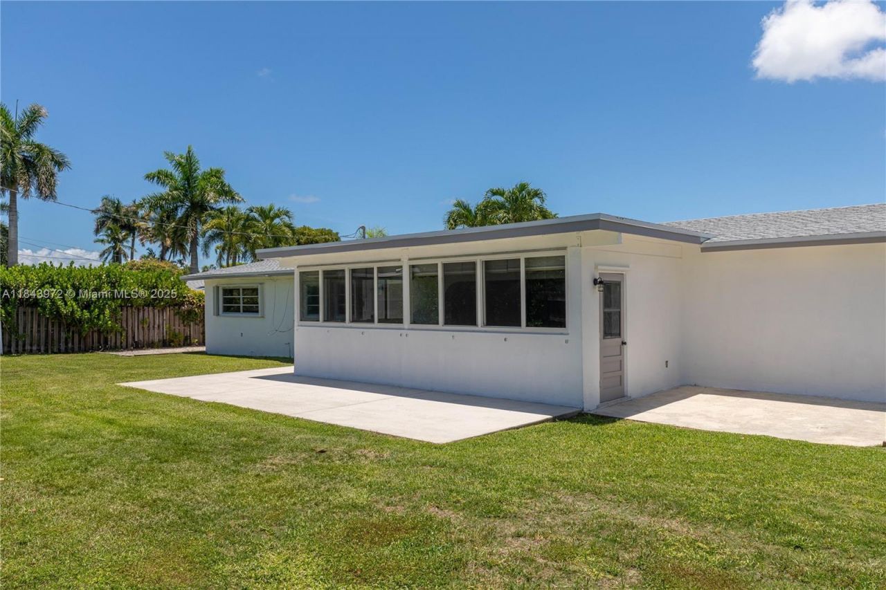 9215 SW 178th Ter, Palmetto Bay, FL 33157 Photo