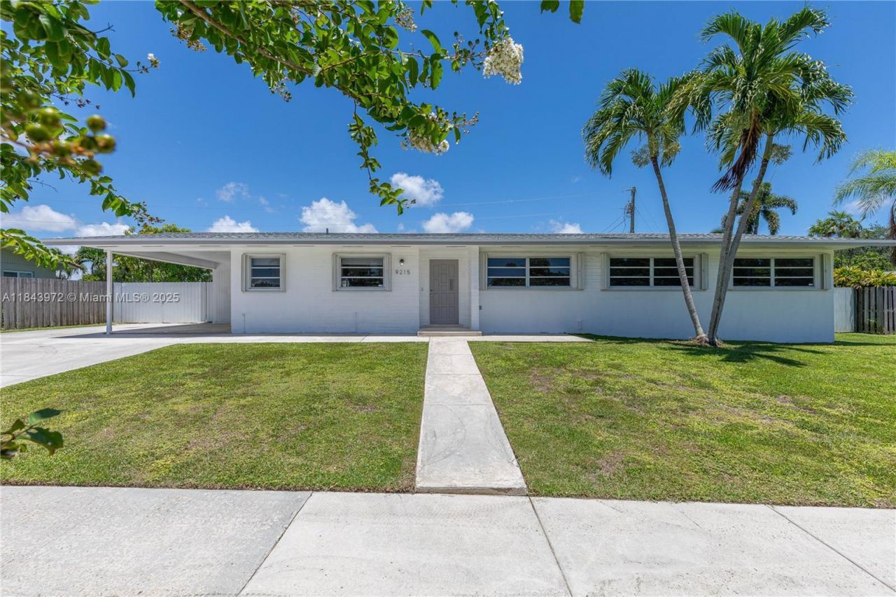 9215 SW 178th Ter, Palmetto Bay, FL 33157 Photo