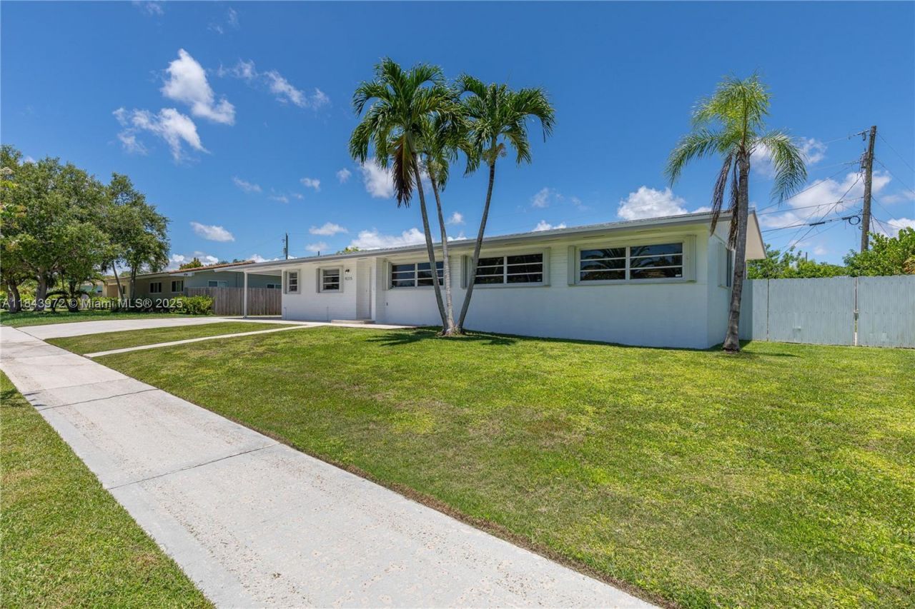 9215 SW 178th Ter, Palmetto Bay, FL 33157 Photo