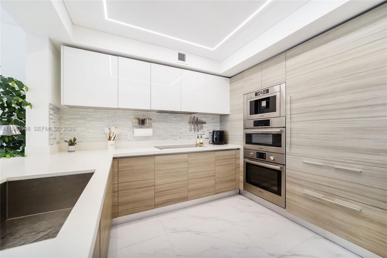 300 Sunny Isles Blvd, Unit 4-2203, Sunny Isles Beach, FL 33160 Photo