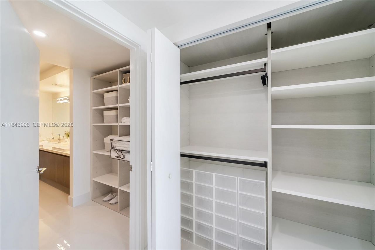 300 Sunny Isles Blvd, Unit 4-2203, Sunny Isles Beach, FL 33160 Photo