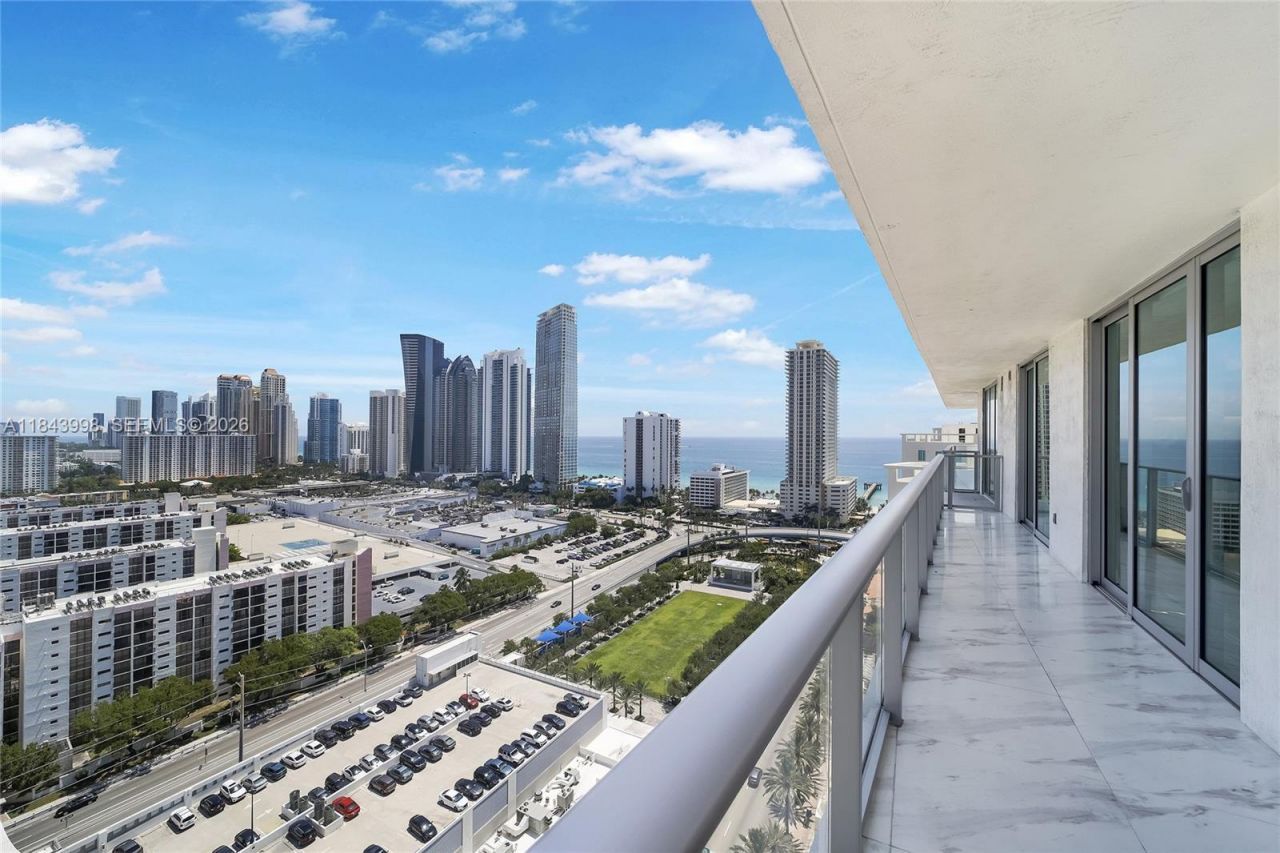 300 Sunny Isles Blvd, Unit 4-2203, Sunny Isles Beach, FL 33160 Photo