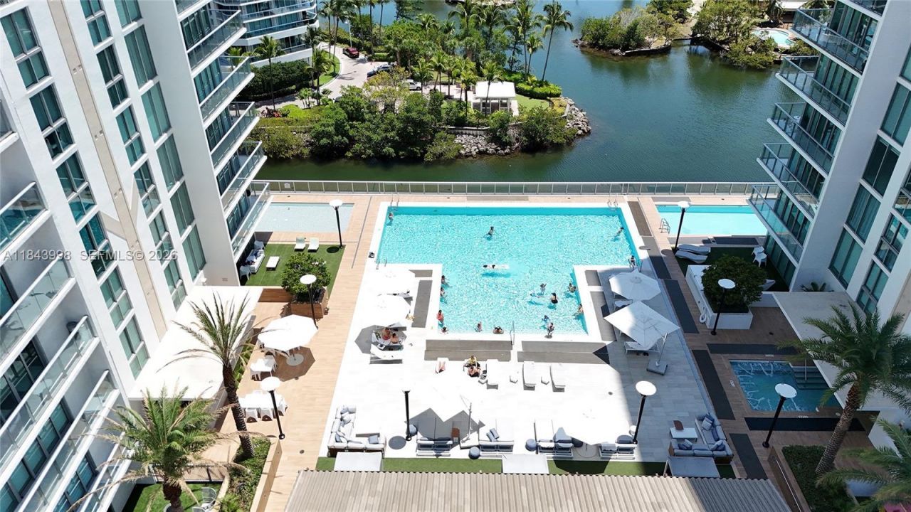 300 Sunny Isles Blvd, Unit 4-2203, Sunny Isles Beach, FL 33160 Photo