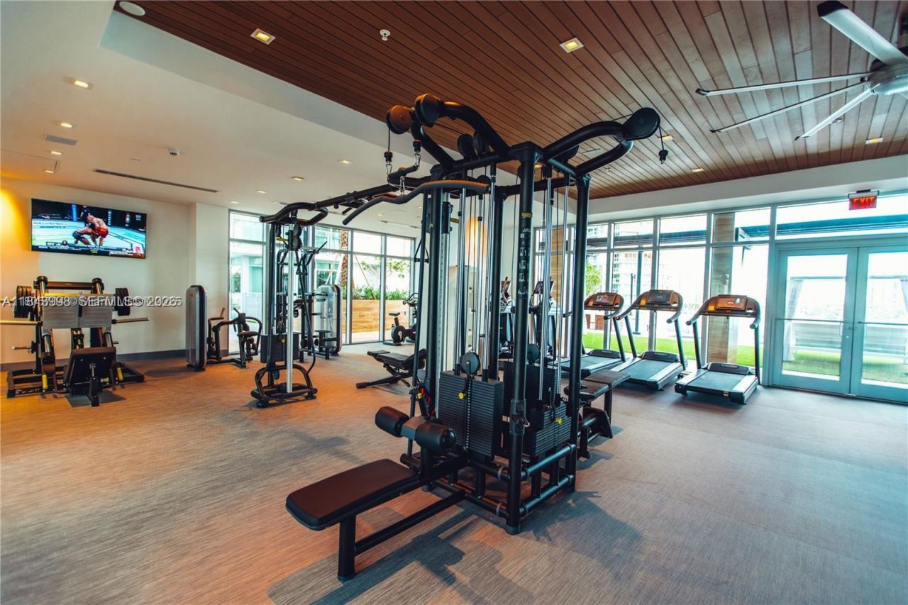 300 Sunny Isles Blvd, Unit 4-2203, Sunny Isles Beach, FL 33160 Photo