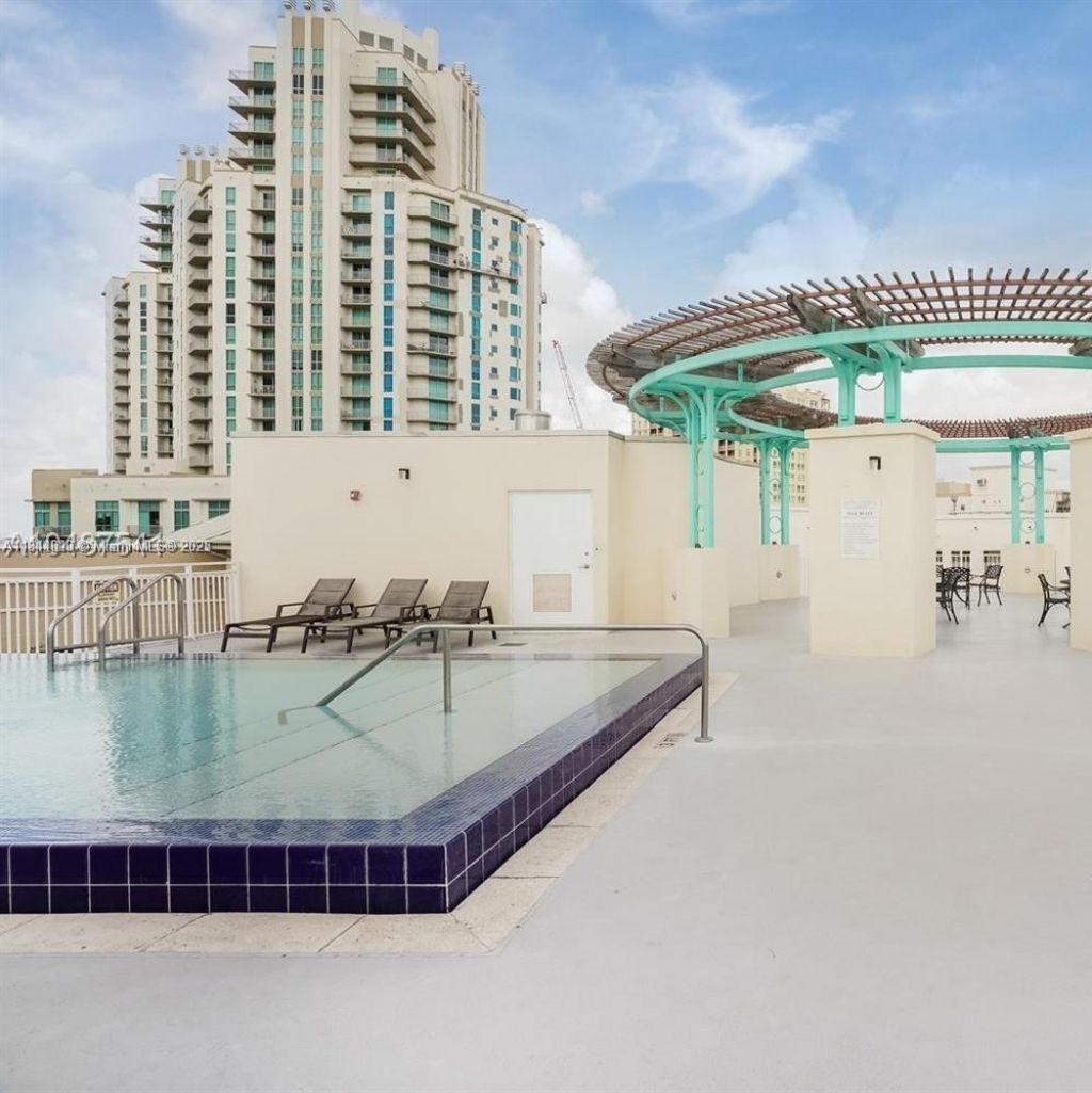 7275 SW 90th St, Unit C412, Miami, FL 33156 Photo