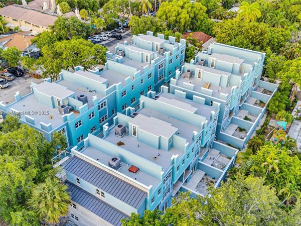 824 SE 12th Ct, Unit 1, Fort Lauderdale, FL 33316