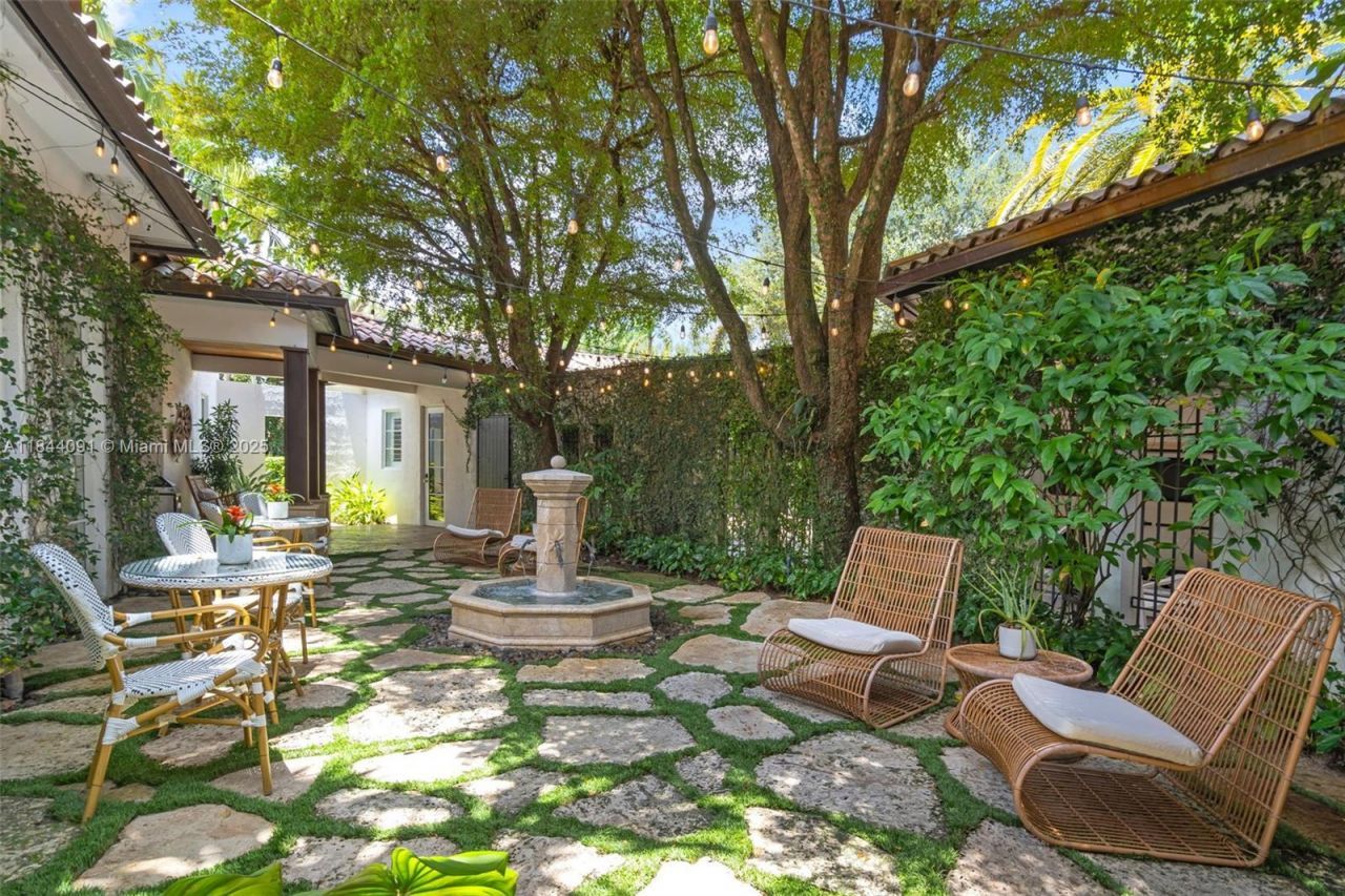 7320 SW 79th Ct, Miami, FL 33143 Photo