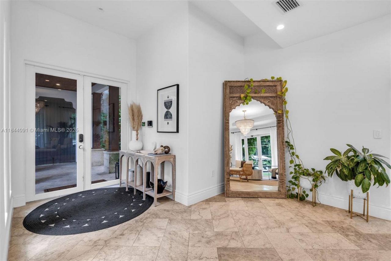 7320 SW 79th Ct, Miami, FL 33143 Photo