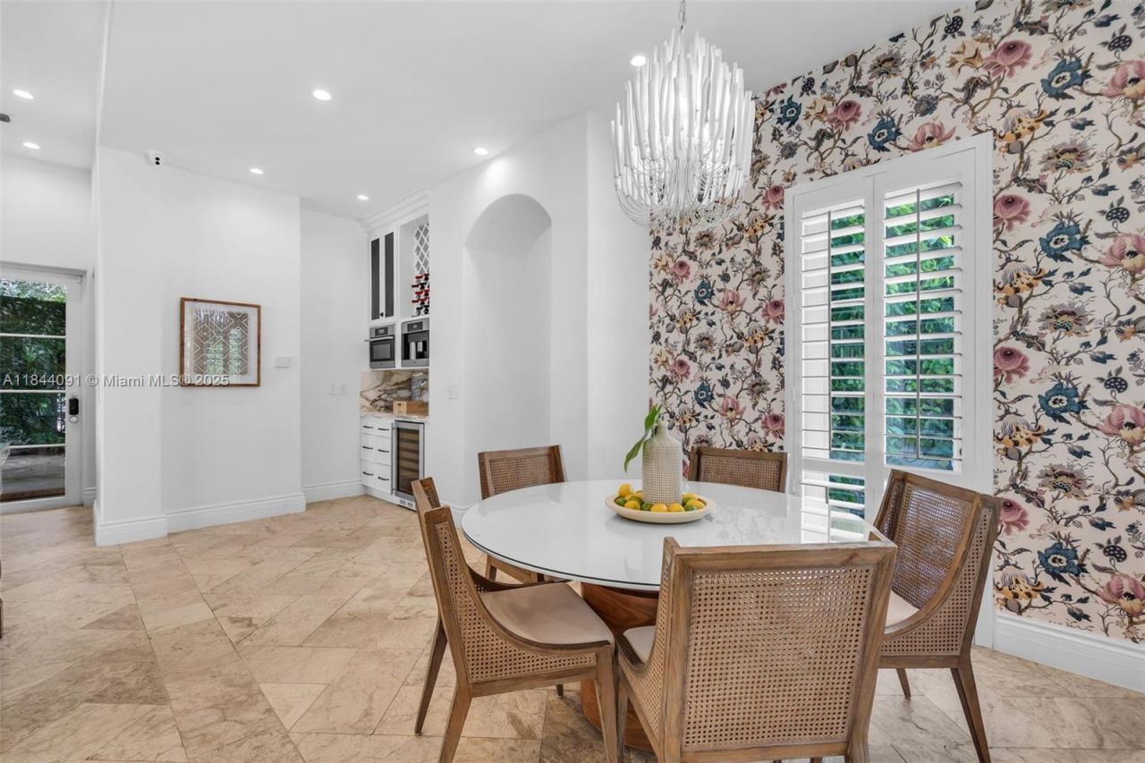 7320 SW 79th Ct, Miami, FL 33143 Photo