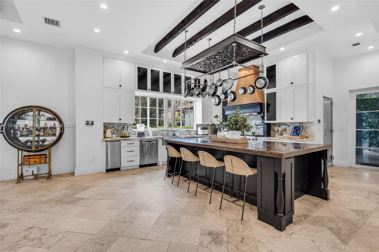 7320 SW 79th Ct, Miami, FL 33143 Photo