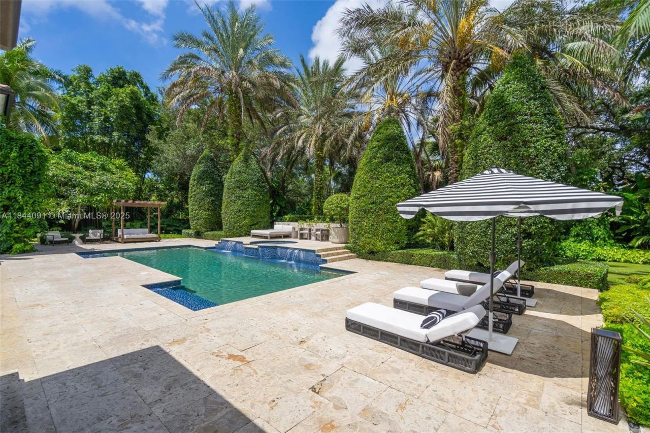 7320 SW 79th Ct, Miami, FL 33143 Photo