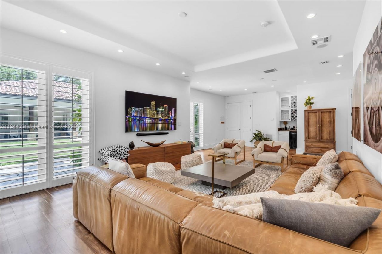 7320 SW 79th Ct, Miami, FL 33143 Photo