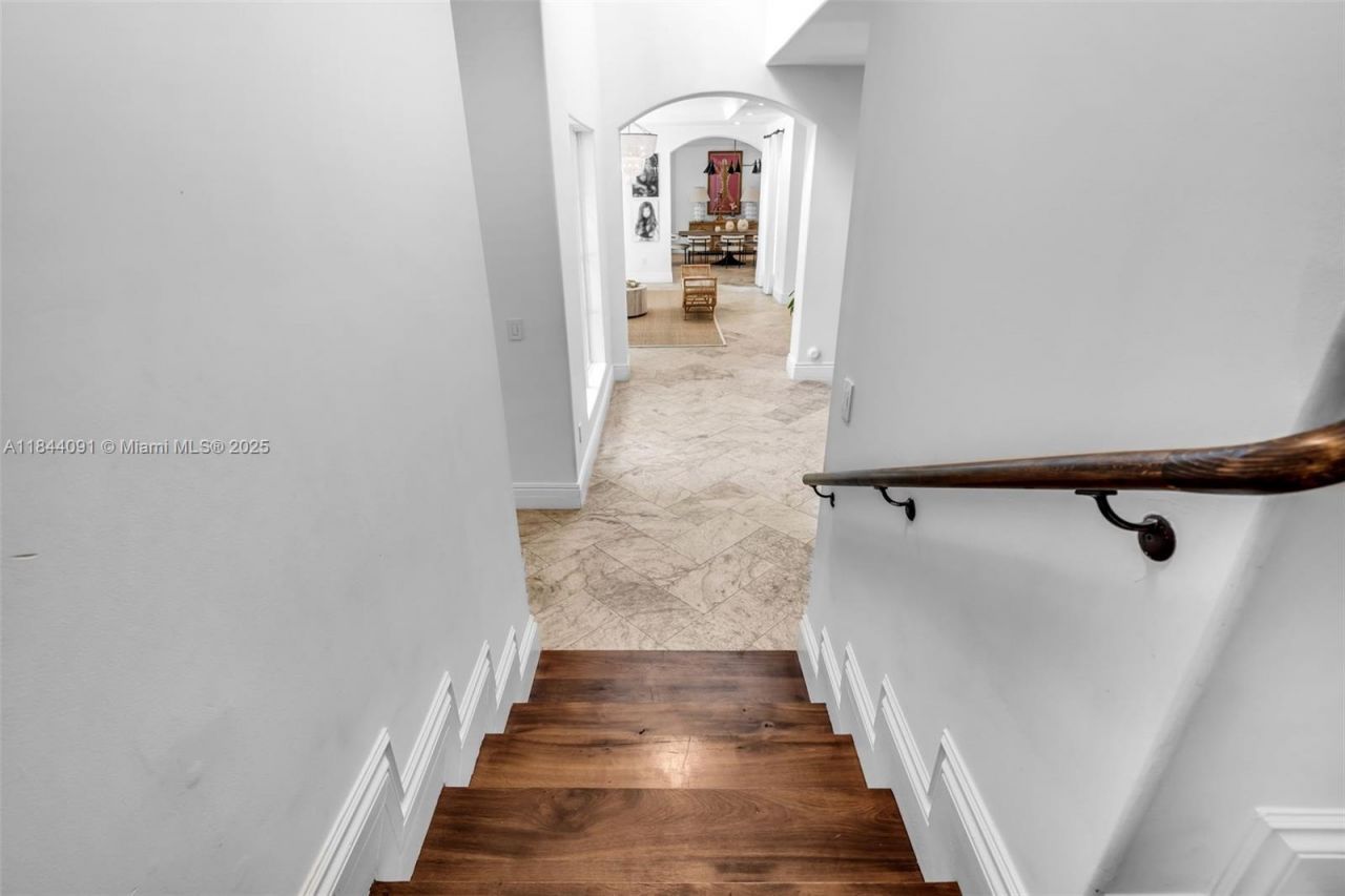 7320 SW 79th Ct, Miami, FL 33143 Photo