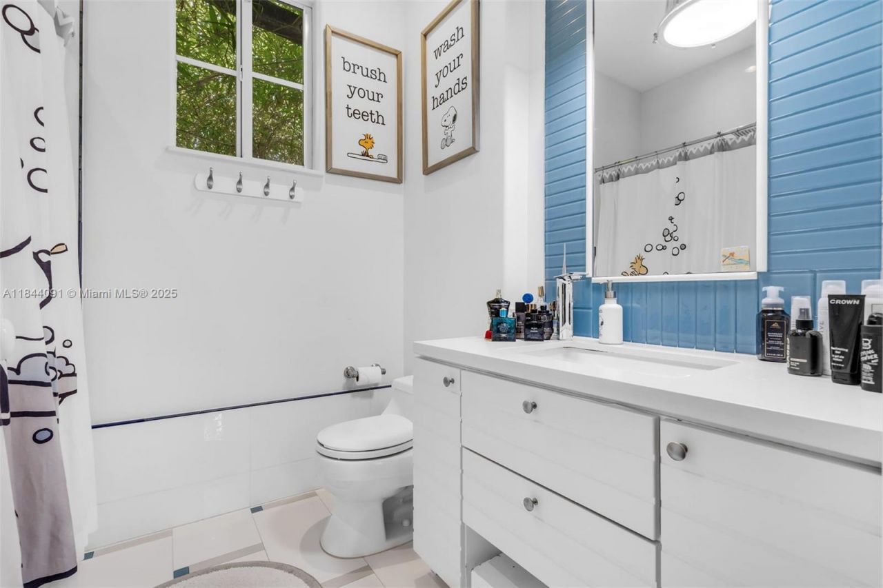 7320 SW 79th Ct, Miami, FL 33143 Photo