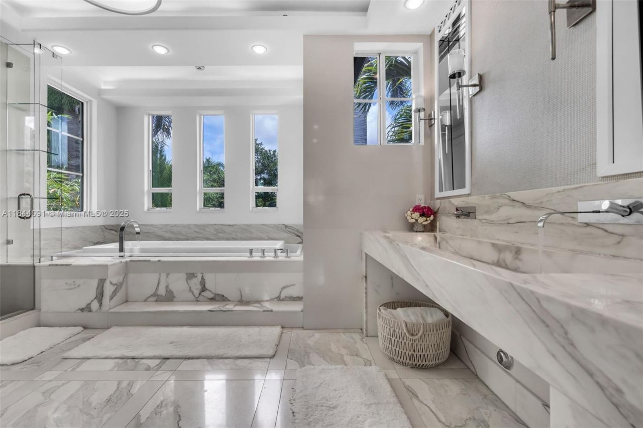 7320 SW 79th Ct, Miami, FL 33143 Photo