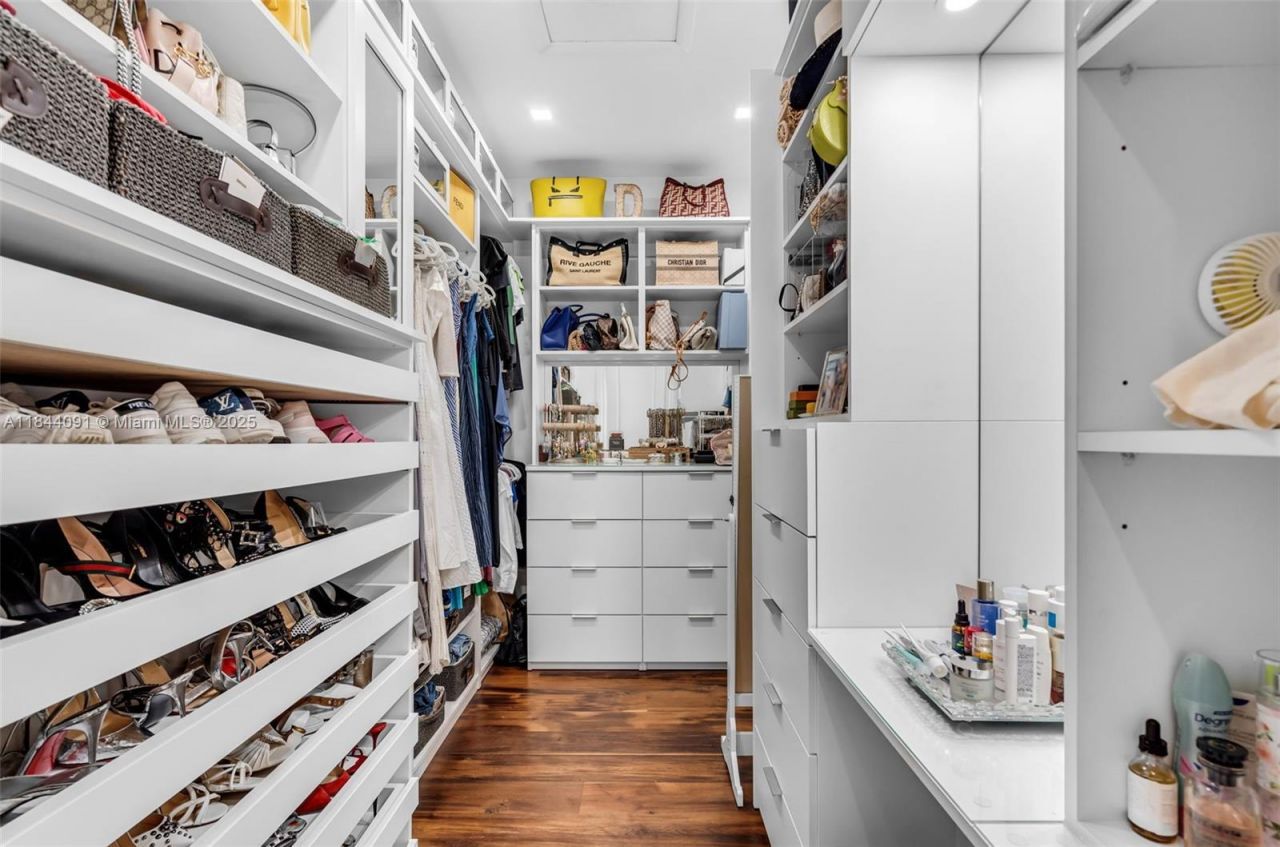 7320 SW 79th Ct, Miami, FL 33143 Photo