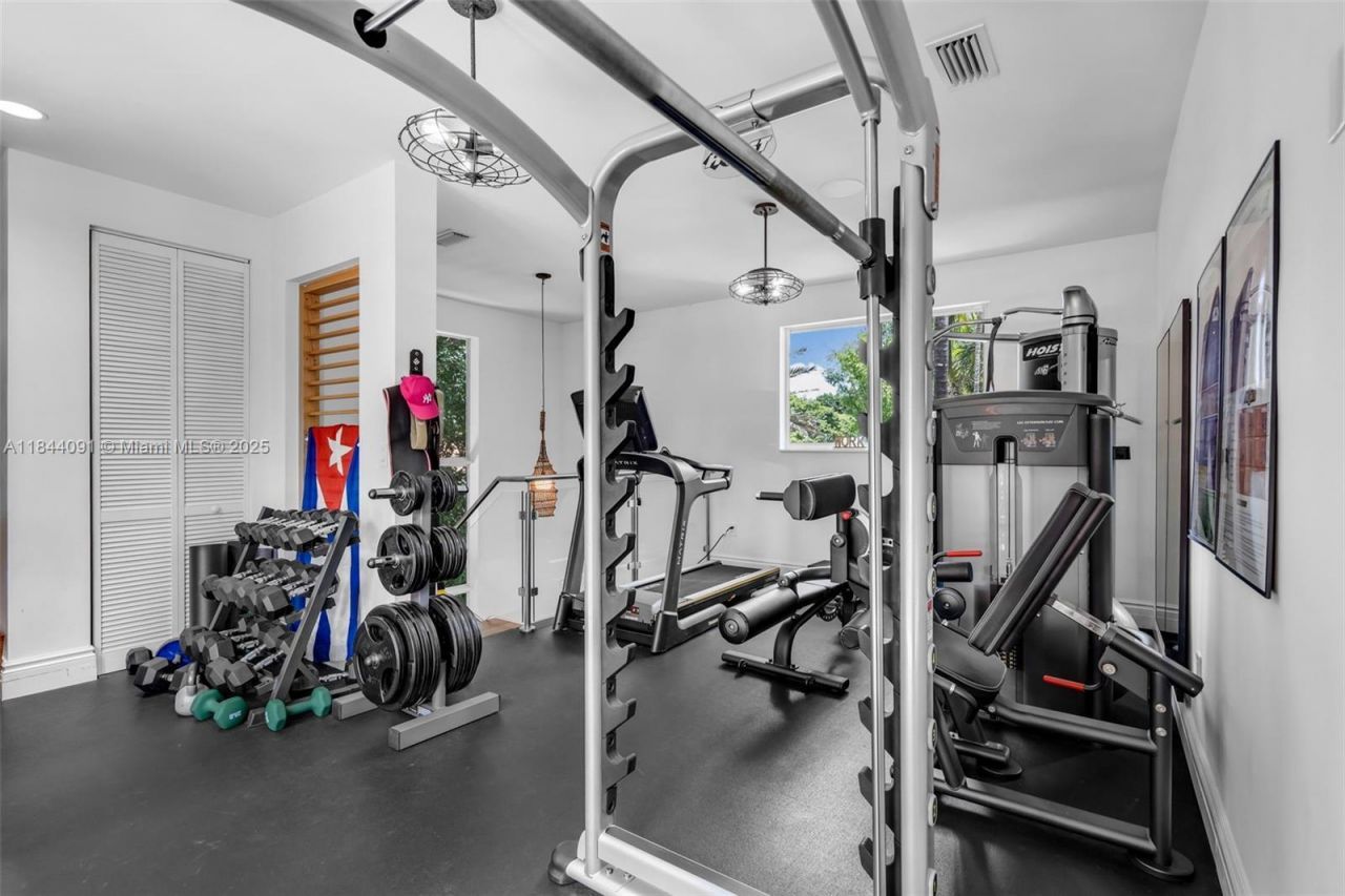 7320 SW 79th Ct, Miami, FL 33143 Photo