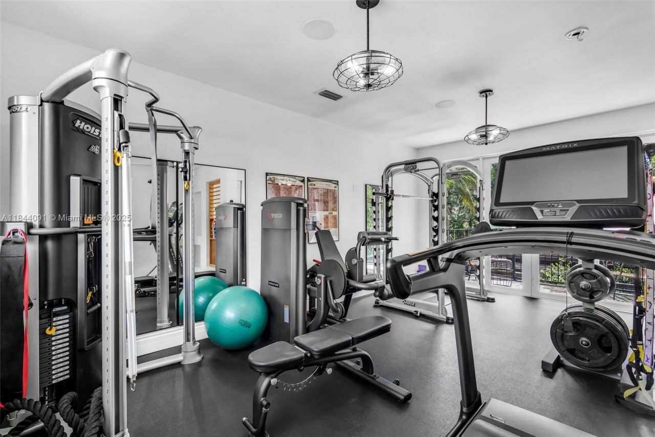 7320 SW 79th Ct, Miami, FL 33143 Photo