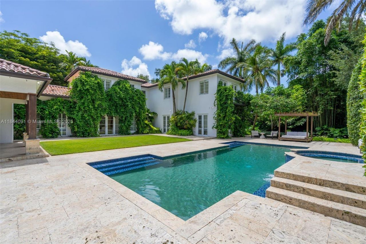 7320 SW 79th Ct, Miami, FL 33143 Photo