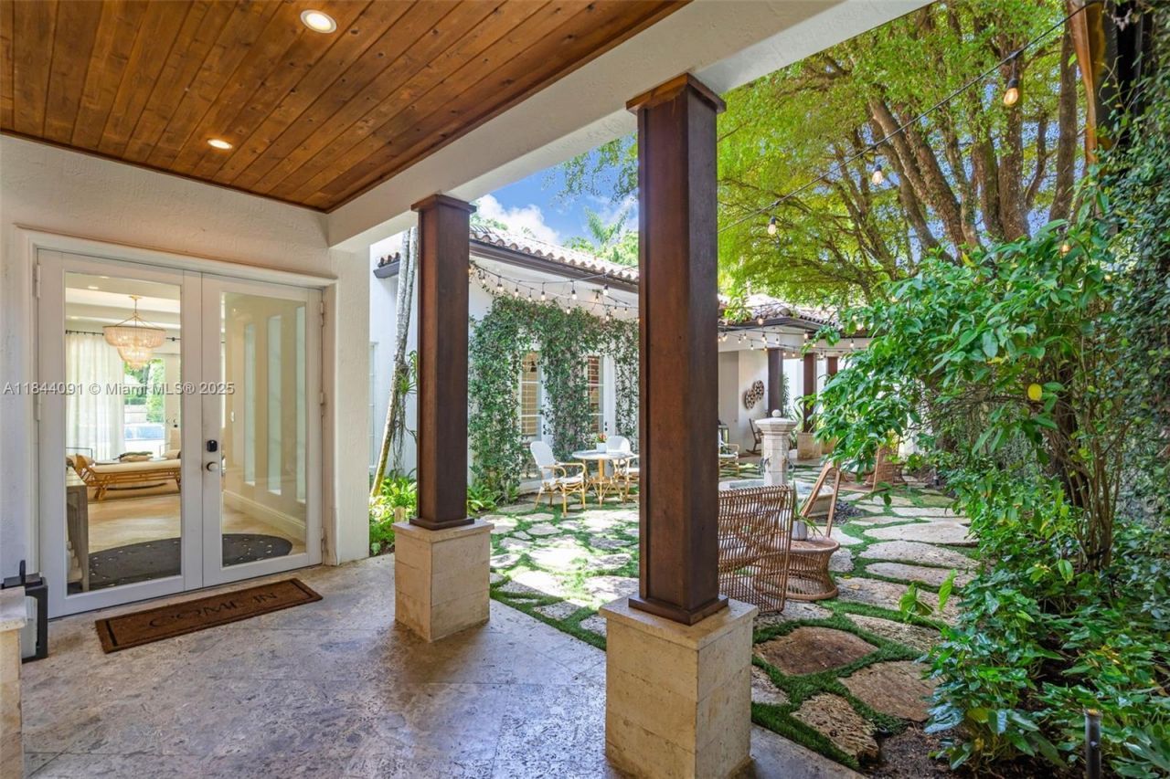 7320 SW 79th Ct, Miami, FL 33143 Photo