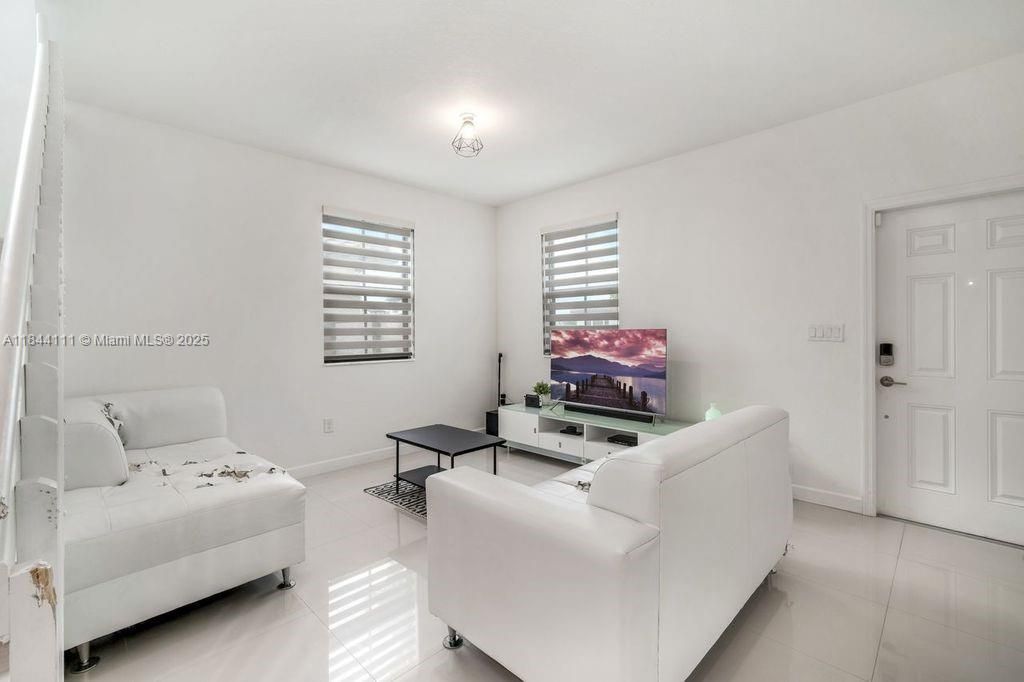 12861 SW 229 Th Terrace, Miami, FL 33170 Photo