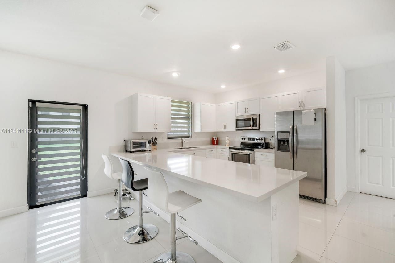 12861 SW 229 Th Terrace, Miami, FL 33170 Photo