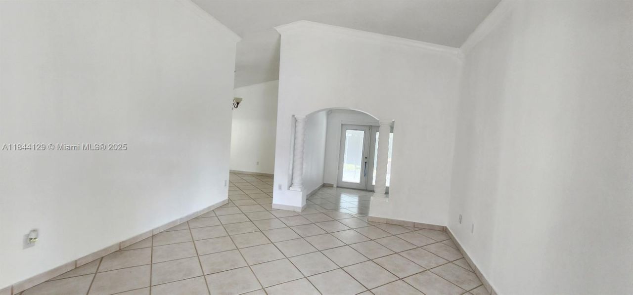 Please Call For Address, Miami, FL 33193 Photo
