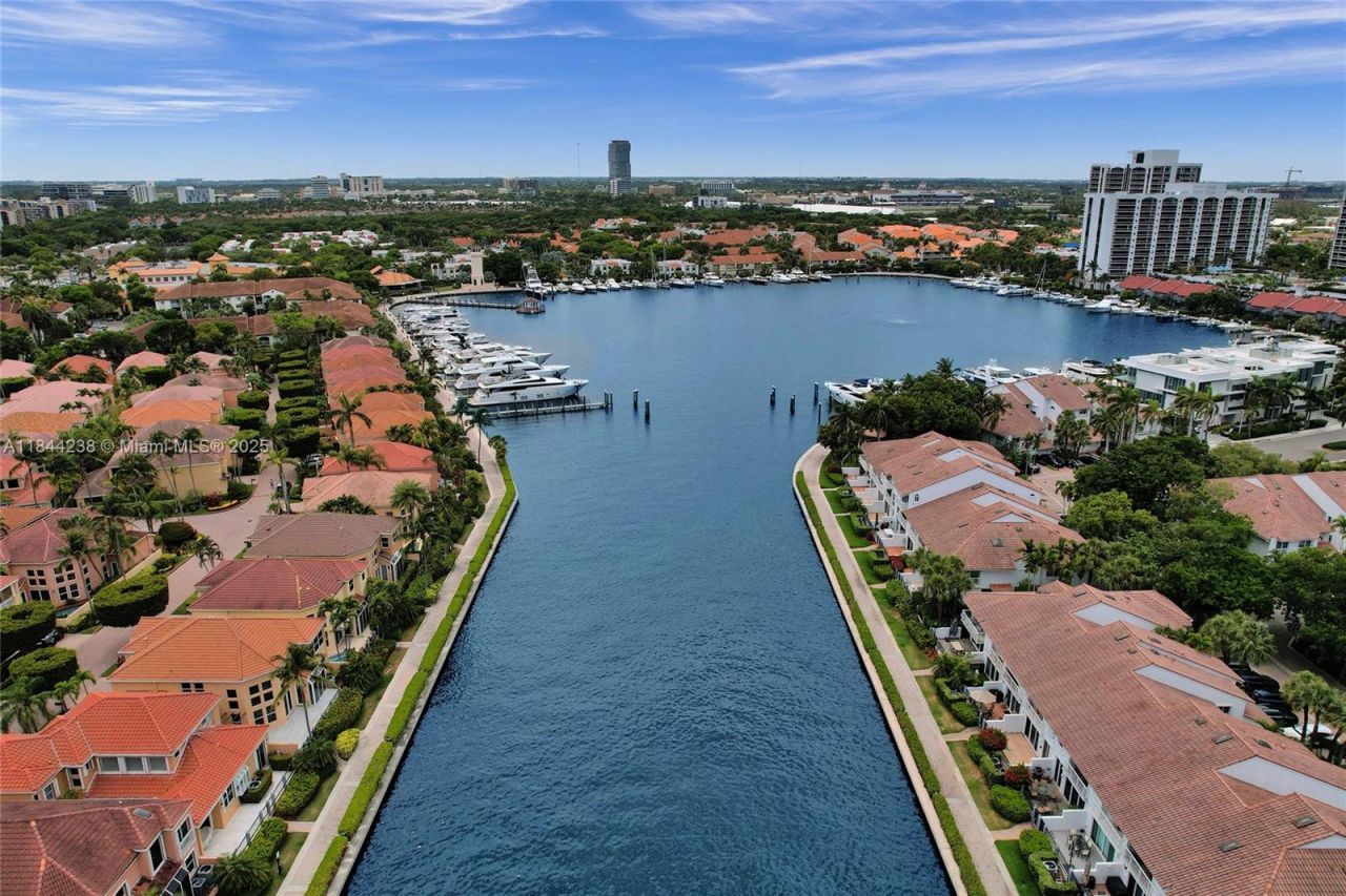 3757 NE 208th Ter., Aventura, FL 33180 Photo