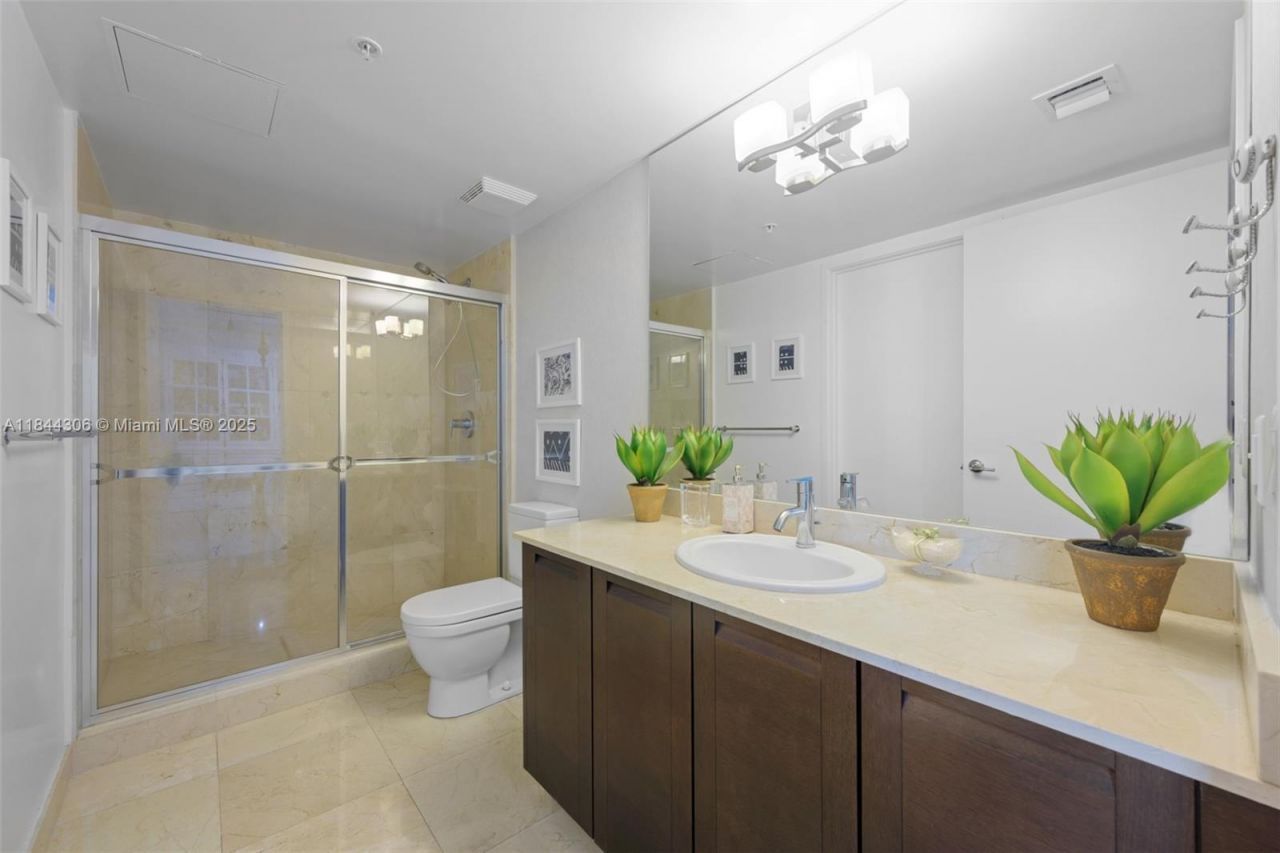150 Sunny Isles Blvd, Unit TH301, Sunny Isles Beach, FL 33160 Photo