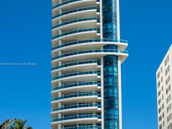 5025 Collins Ave, Unit 1908, Miami Beach, FL 33140