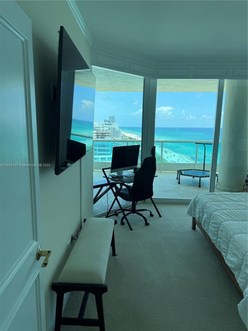 5025 Collins Ave, Unit 1908, Miami Beach, FL 33140 Photo