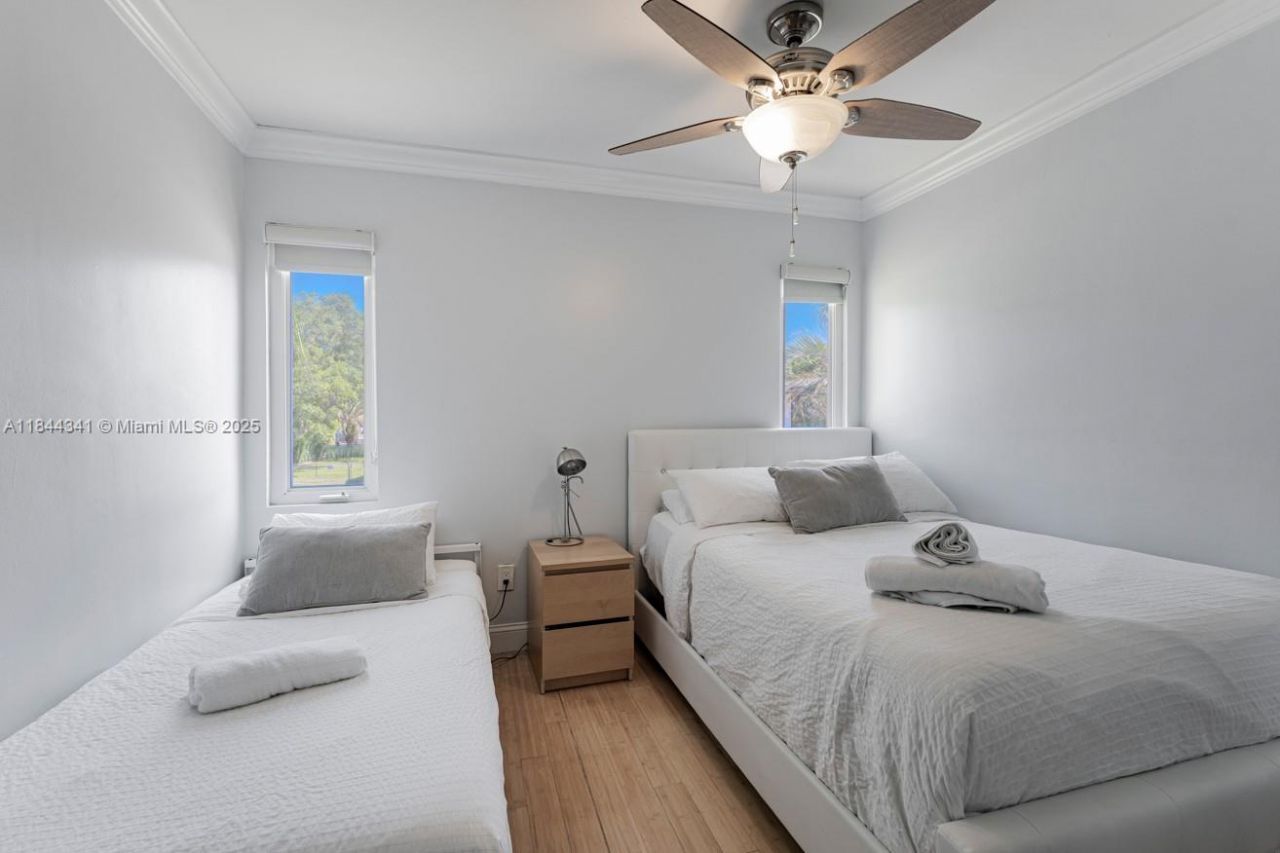 7475 SW 134th St, Pinecrest, FL 33156 Photo