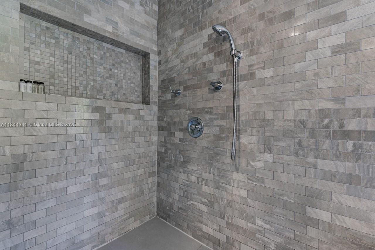 7475 SW 134th St, Pinecrest, FL 33156 Photo