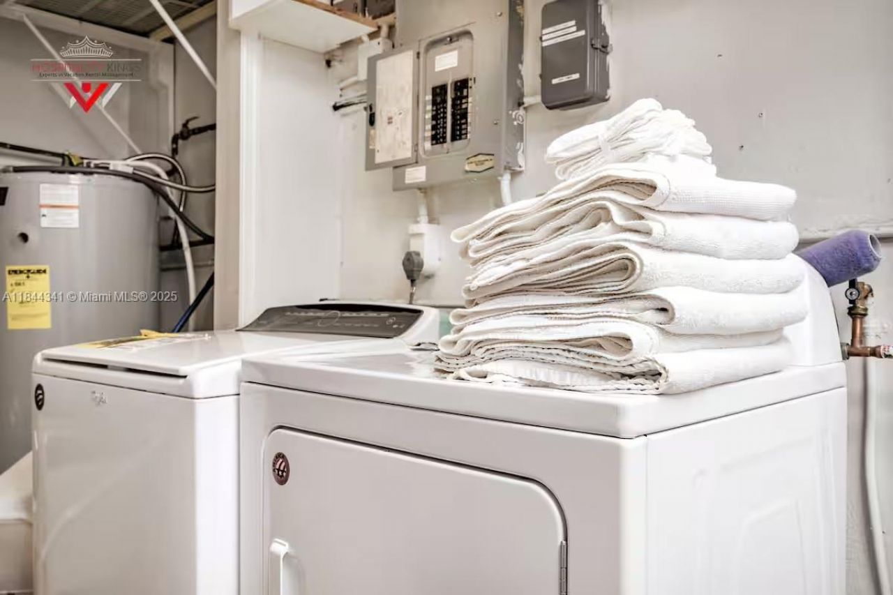 7475 SW 134th St, Pinecrest, FL 33156 Photo