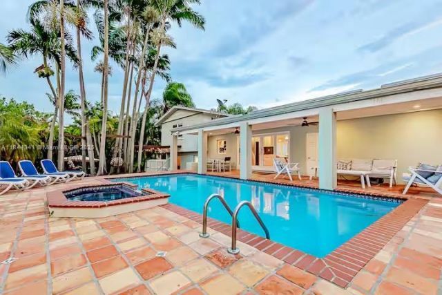 7475 SW 134th St, Pinecrest, FL 33156 Photo