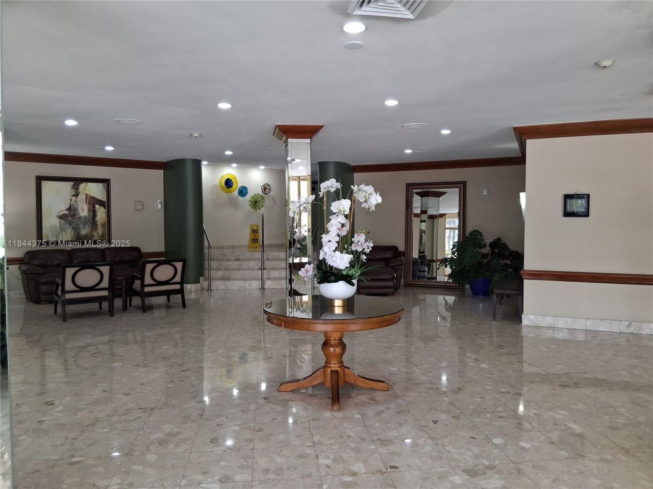 100 Golden Isles Dr, Unit 206, Hallandale Beach, FL 33009 Photo