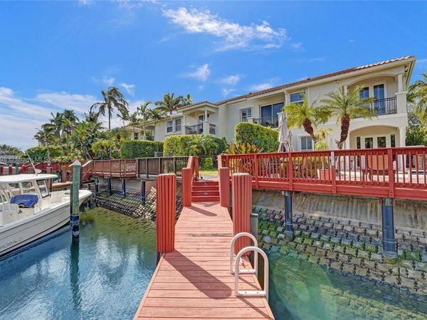 1375 Harbor Vw E, Hollywood, FL 33019