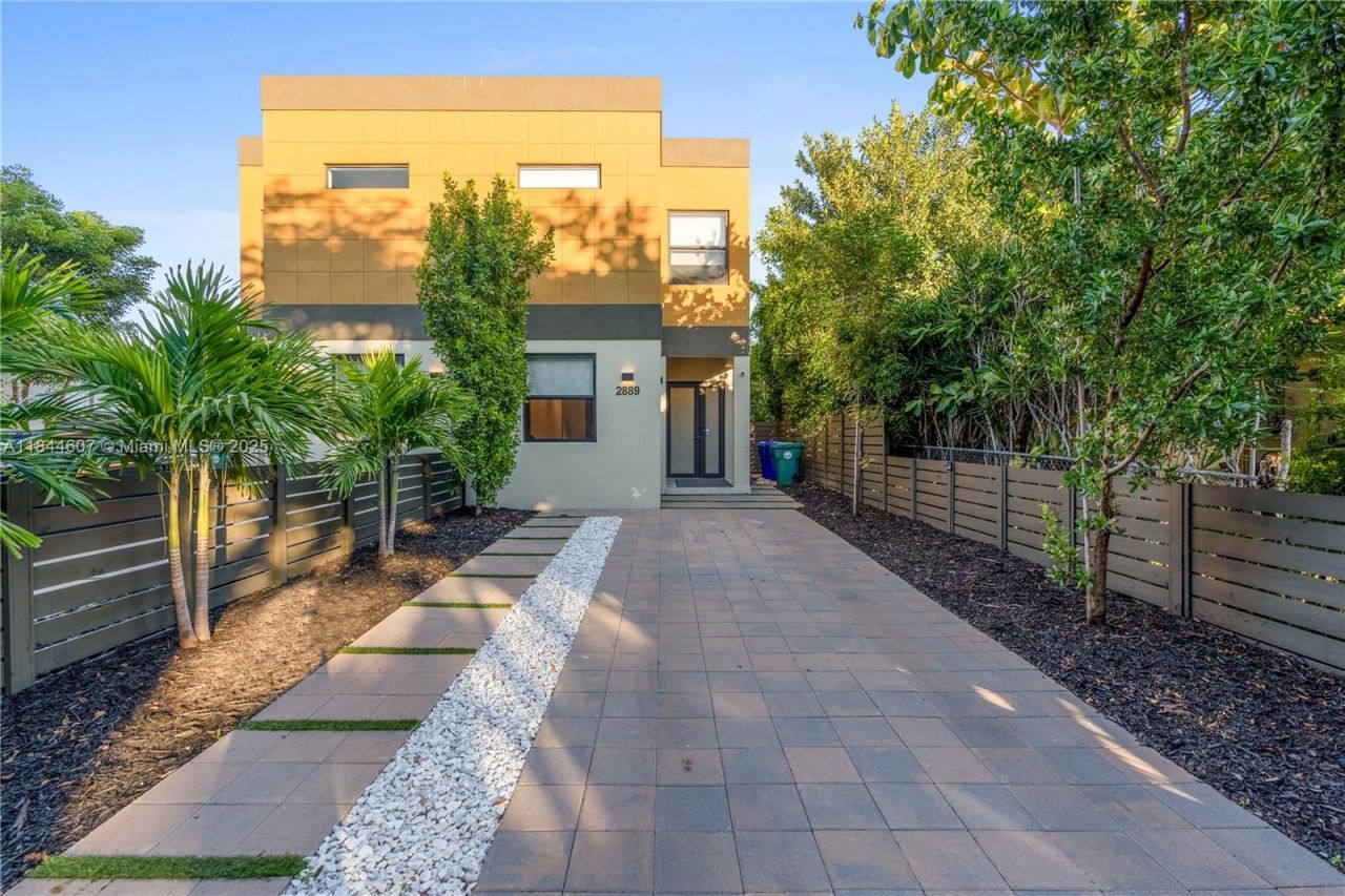2887 SW 33rd Ave, Miami, FL 33133 Photo
