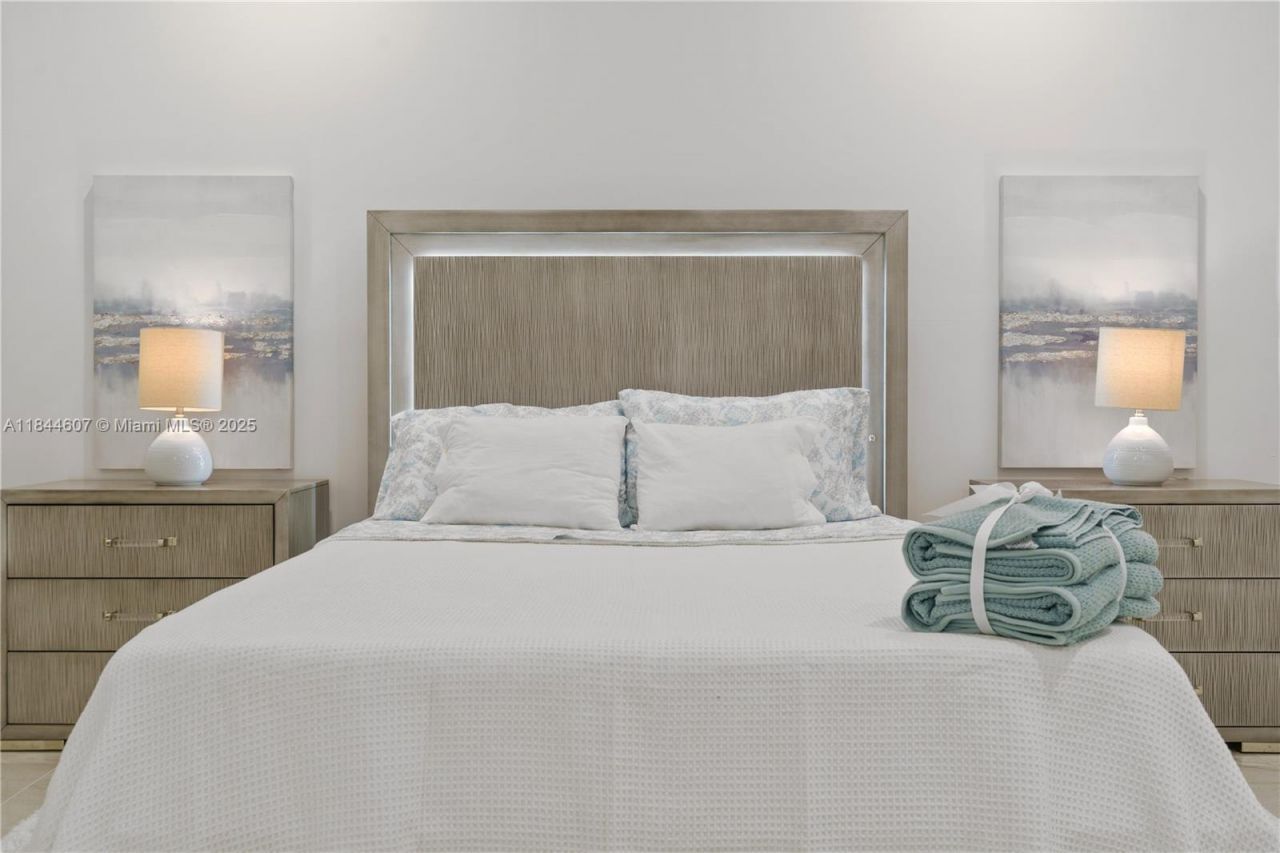 2887 SW 33rd Ave, Miami, FL 33133 Photo