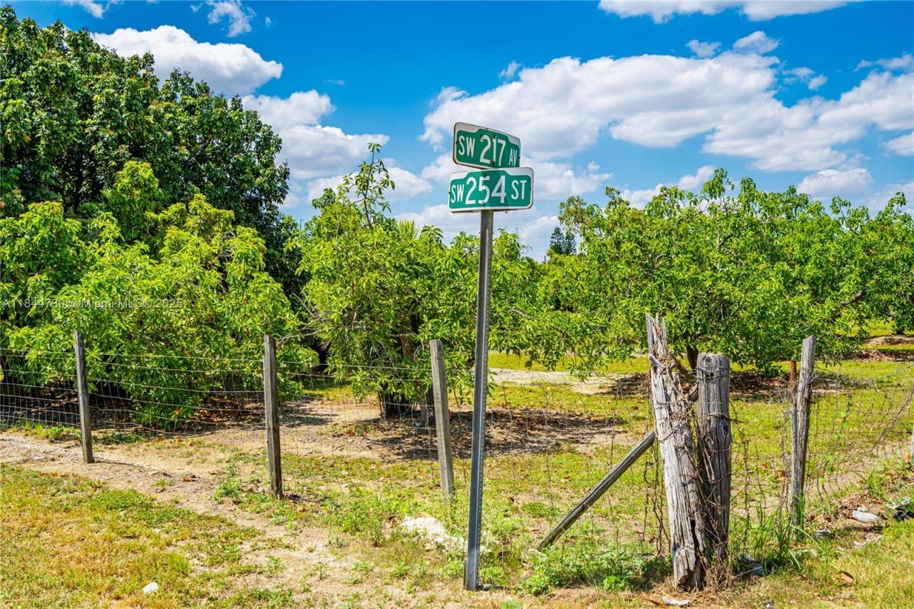 254xx SW 217ave, Homestead, FL 33031 Photo