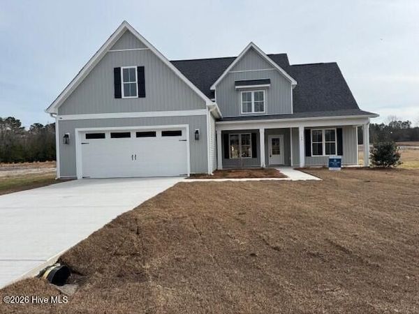 150 Cripple Creek Drive, Peletier, NC 28584